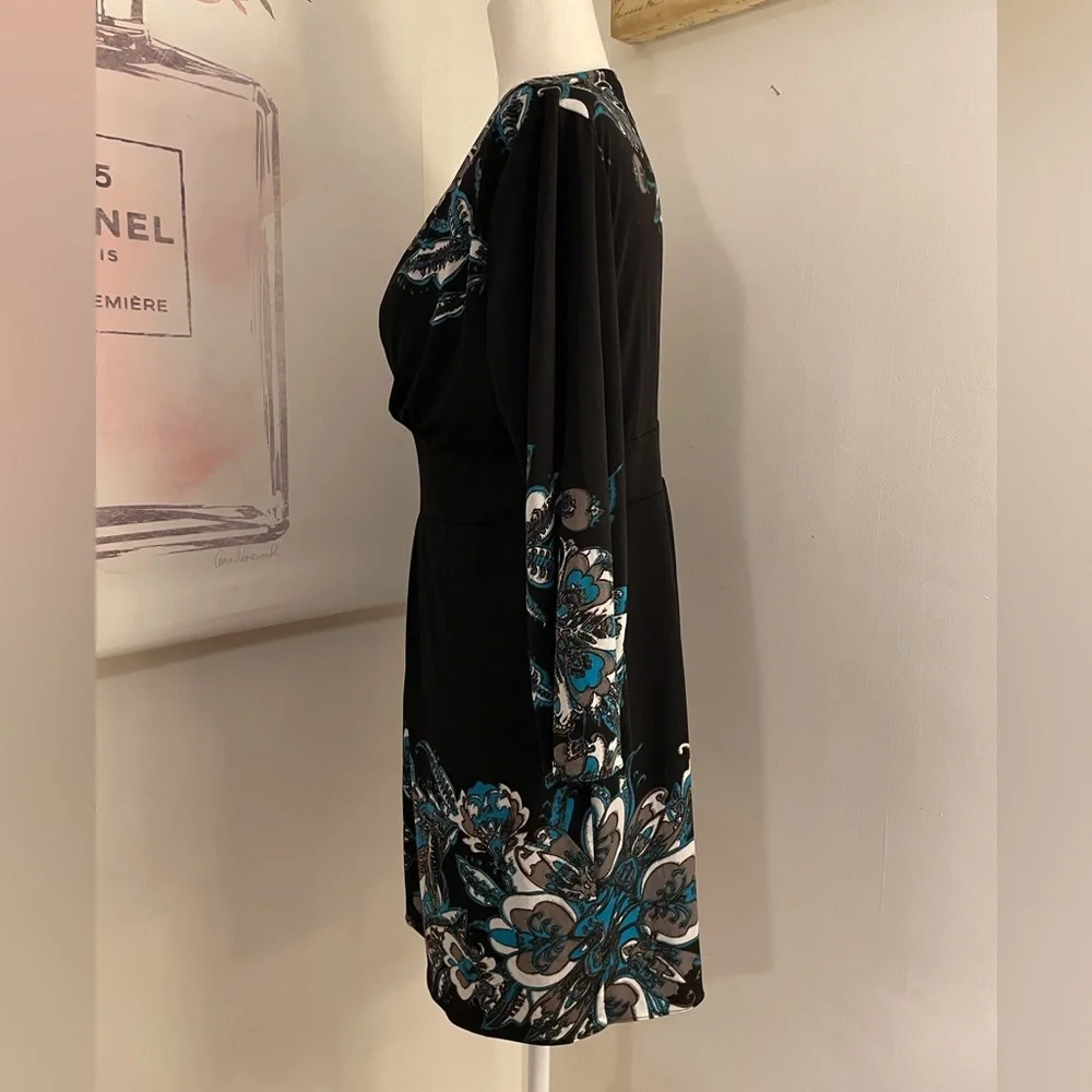 3 Quarter Length Sleeves Dress Black with Flower Design Size L